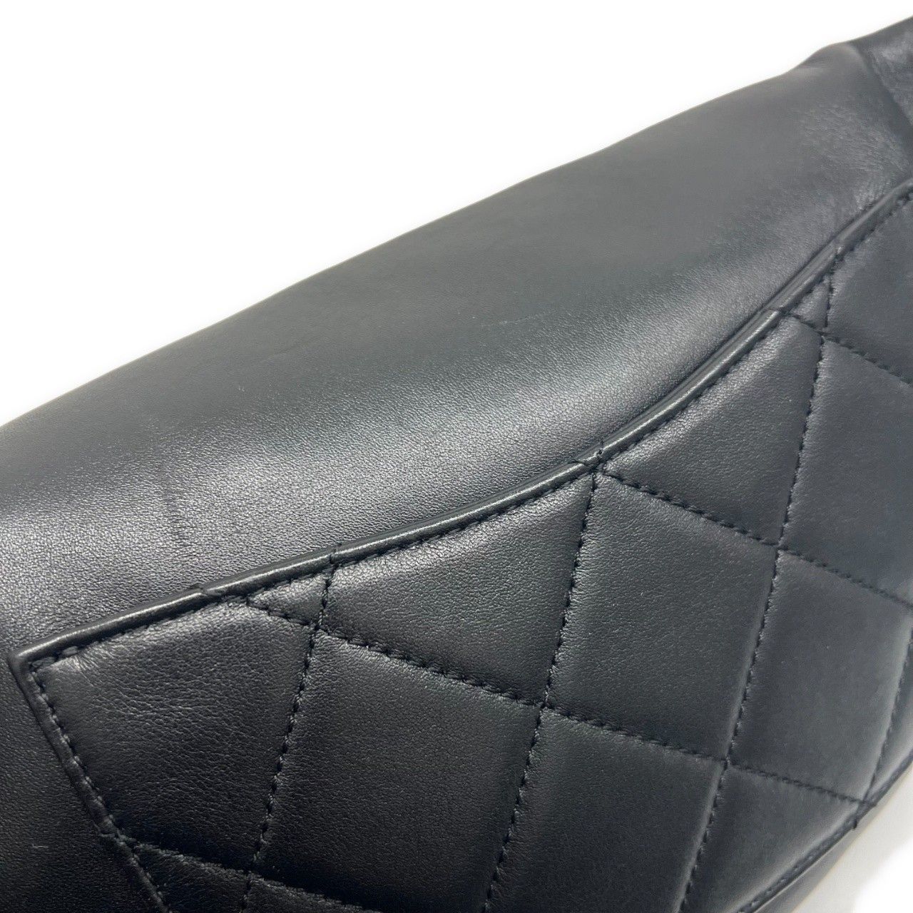 CHANEL シャネル ウエストバッグ ボディバック チェーン SIGNE ロゴ
