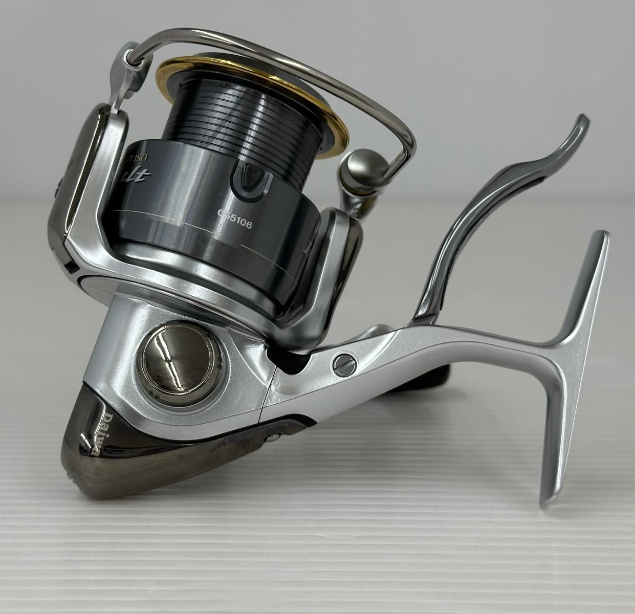 中古品】DAIWA ダイワ リール トーナメントISO インパルト2500LBD