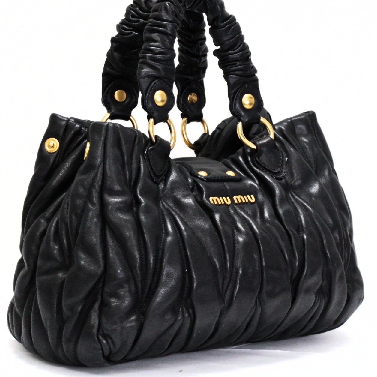 MIUMIU　2wayラムスキンバッグ 美品 miu miu マテラッセ ギャザー 2WAYバッグ ラム 黒 【75573