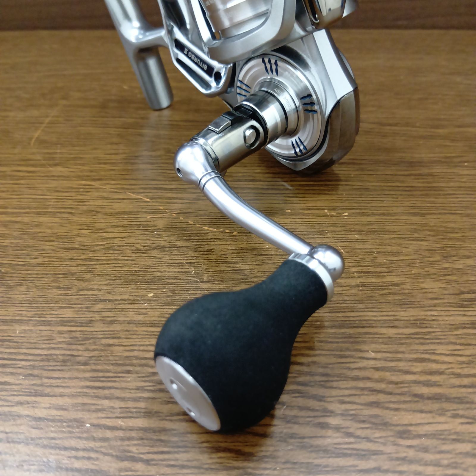 ダイワ(DAIWA) 24 インパルト 3000LBD スピニングリール 【極美品
