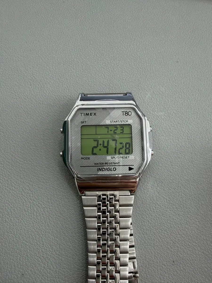 TIMEX タイメックス T80 ポップ 出品