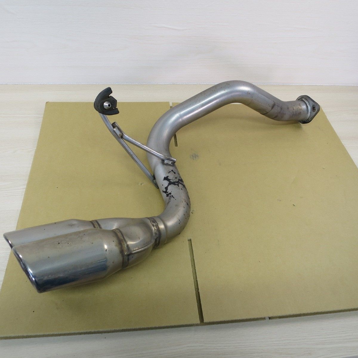 [送料無料] ☆ダイハツ L550S ムーヴ ラテ タナベ メダリオン マフラー TANABE MEDALION 排気系 カー パーツ 社外 マフラー ムーブ ラテ MOVE LATTE☆
