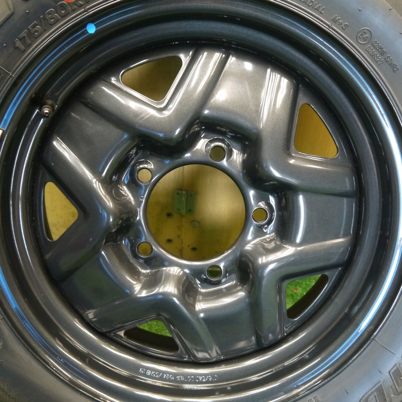 未使用！24年！1本◎スズキ JB64 ジムニー 純正 スチール 175/80R16