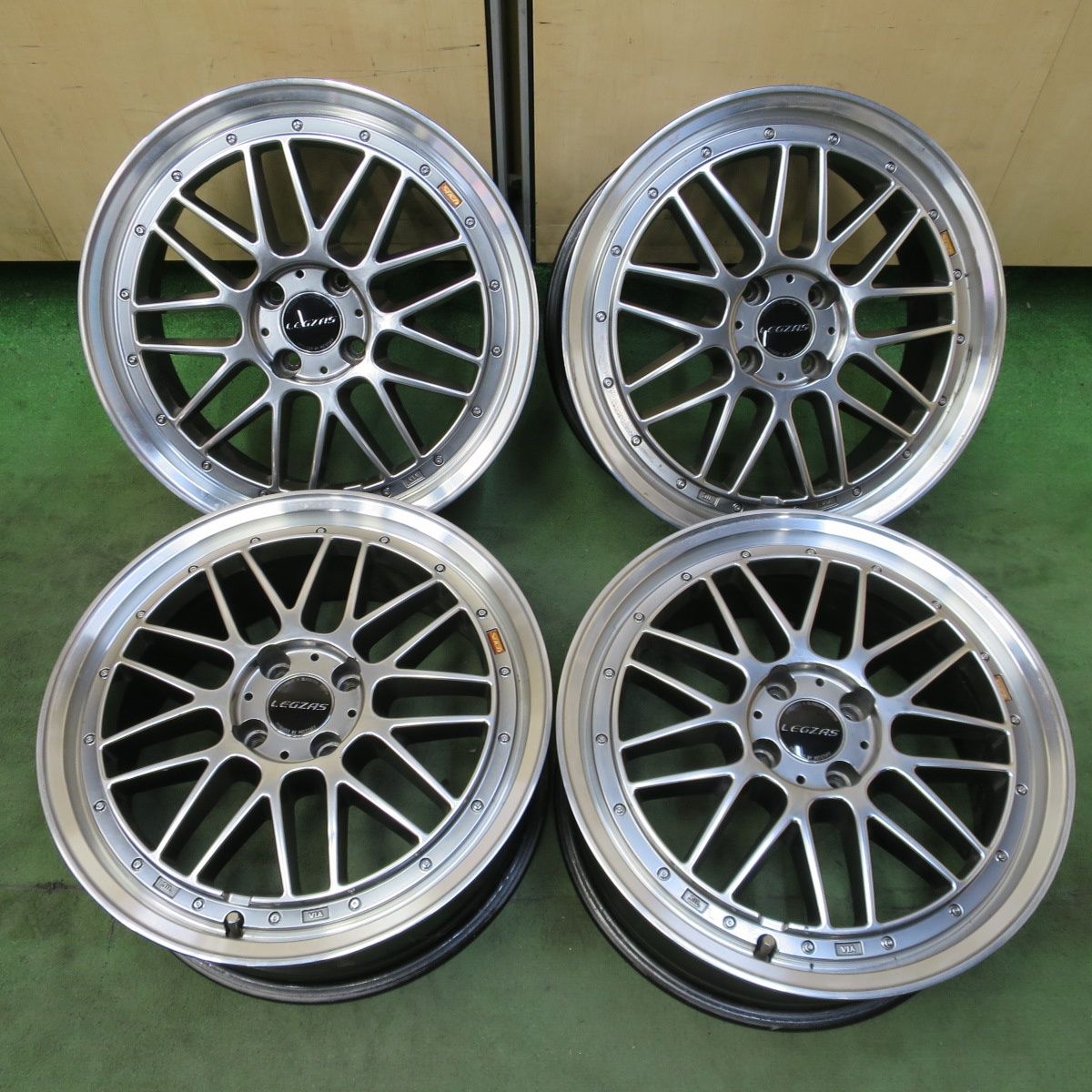 [送料無料] 4本価格★Stich LEGZAS M900 HOT STUFF 17インチ ホイール シュティッヒ レグザス ホット スタッフ 17×7J PCD100/4H★6071702NGホ 29,120円