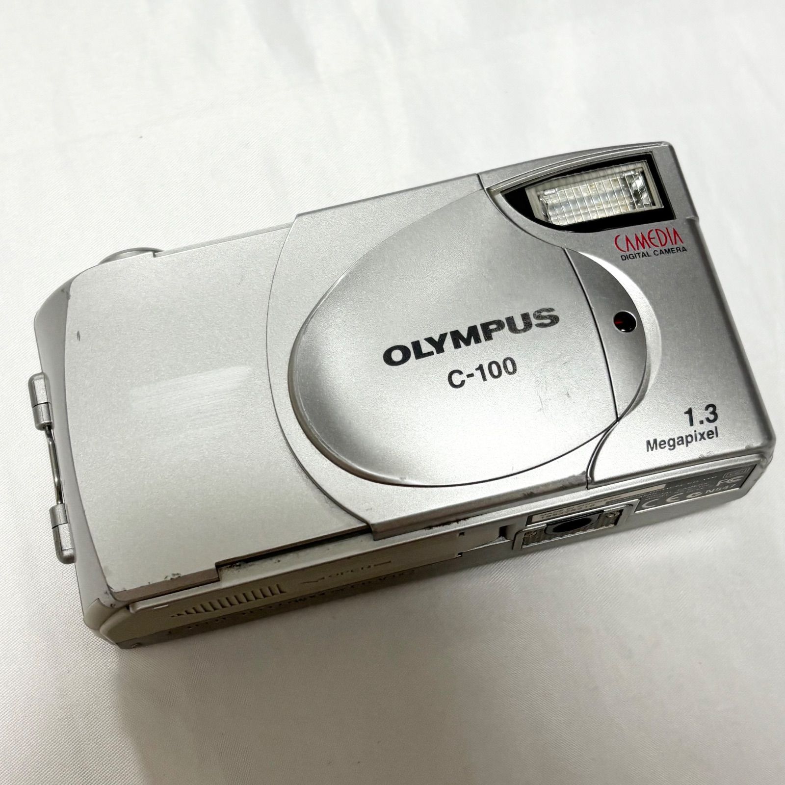 送料無料】OLYMPUS/オリンパス/C-100/シルバー/コンパクトデジタル