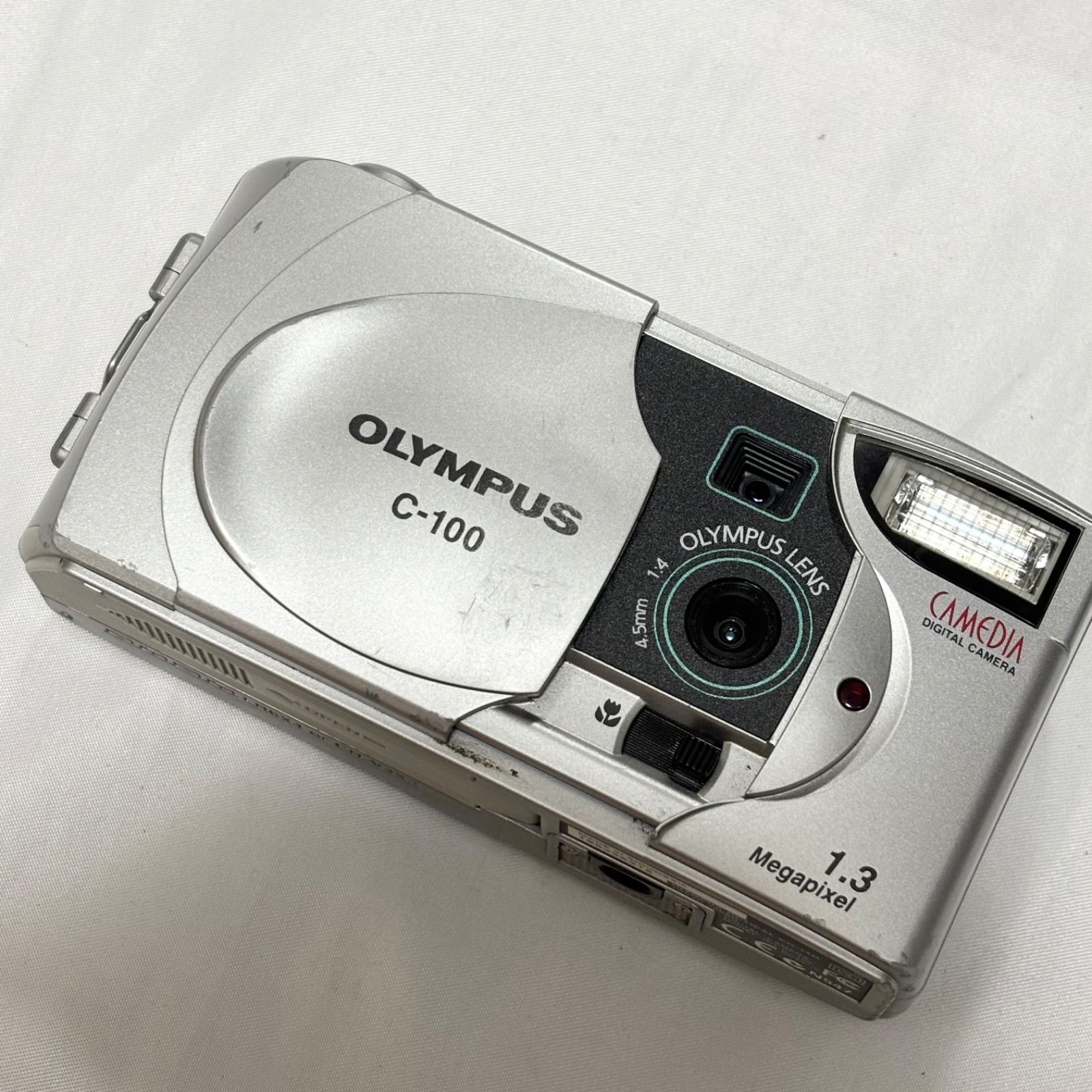 送料無料】OLYMPUS/オリンパス/C-100/シルバー/コンパクトデジタル