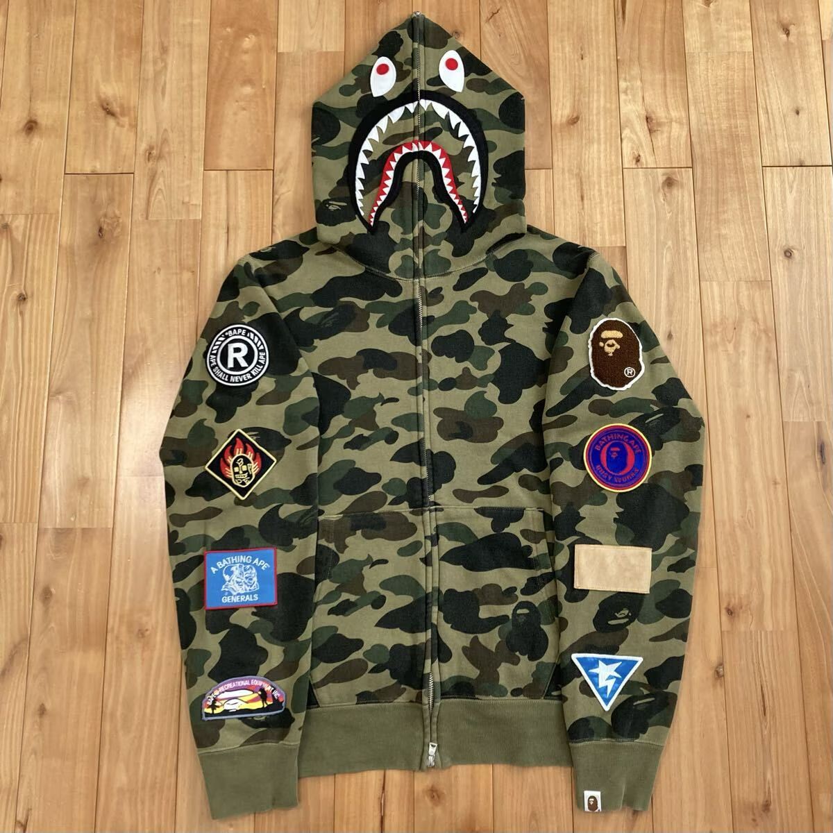 1st camo green patched シャーク パーカー Lサイズ shark full zip hoodie a bathing ape BAPE エイプ ベイプ アベイシングエイプ yi4