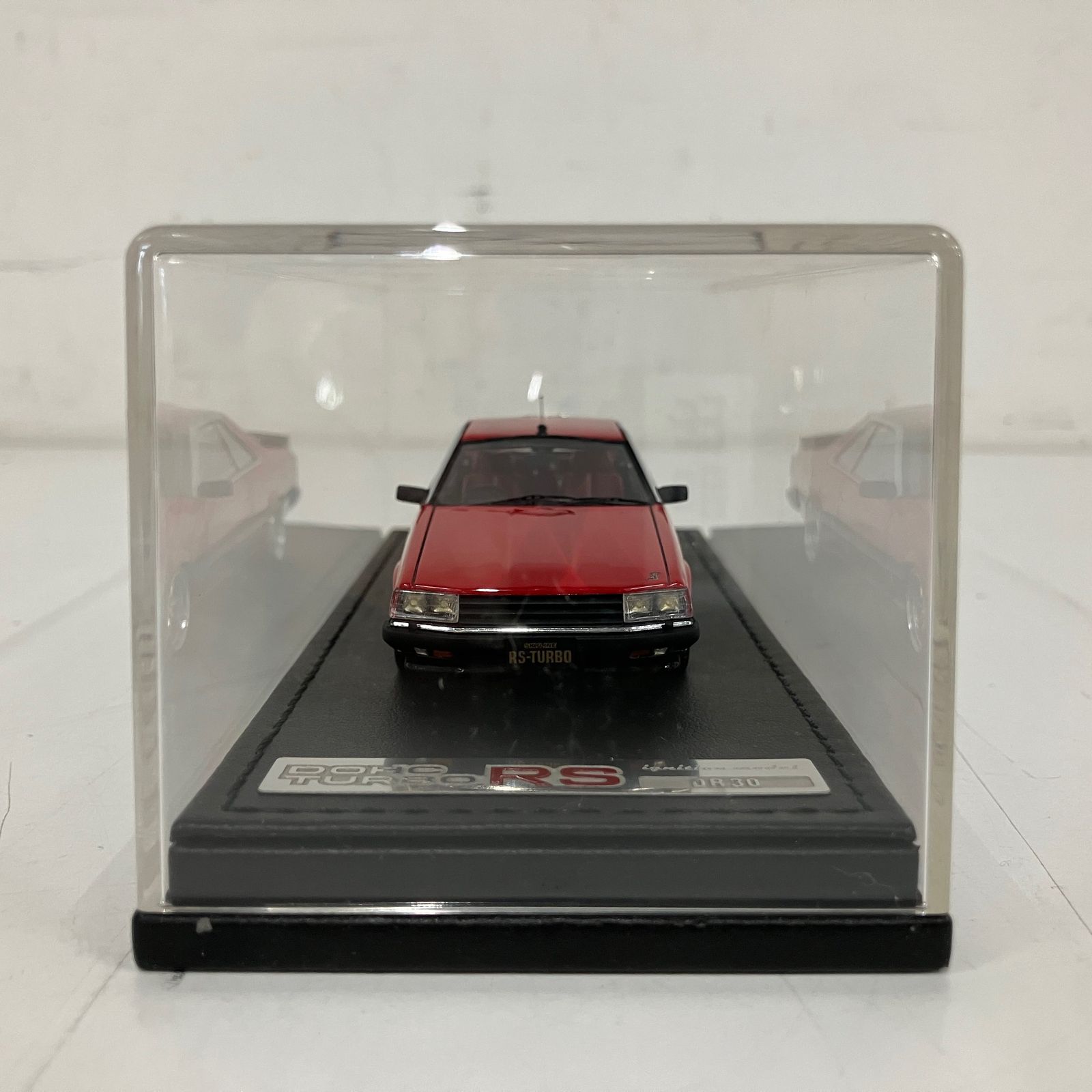 ignition model Nissan Skyline 2000 RS-Turbo R30 Red イグニッション