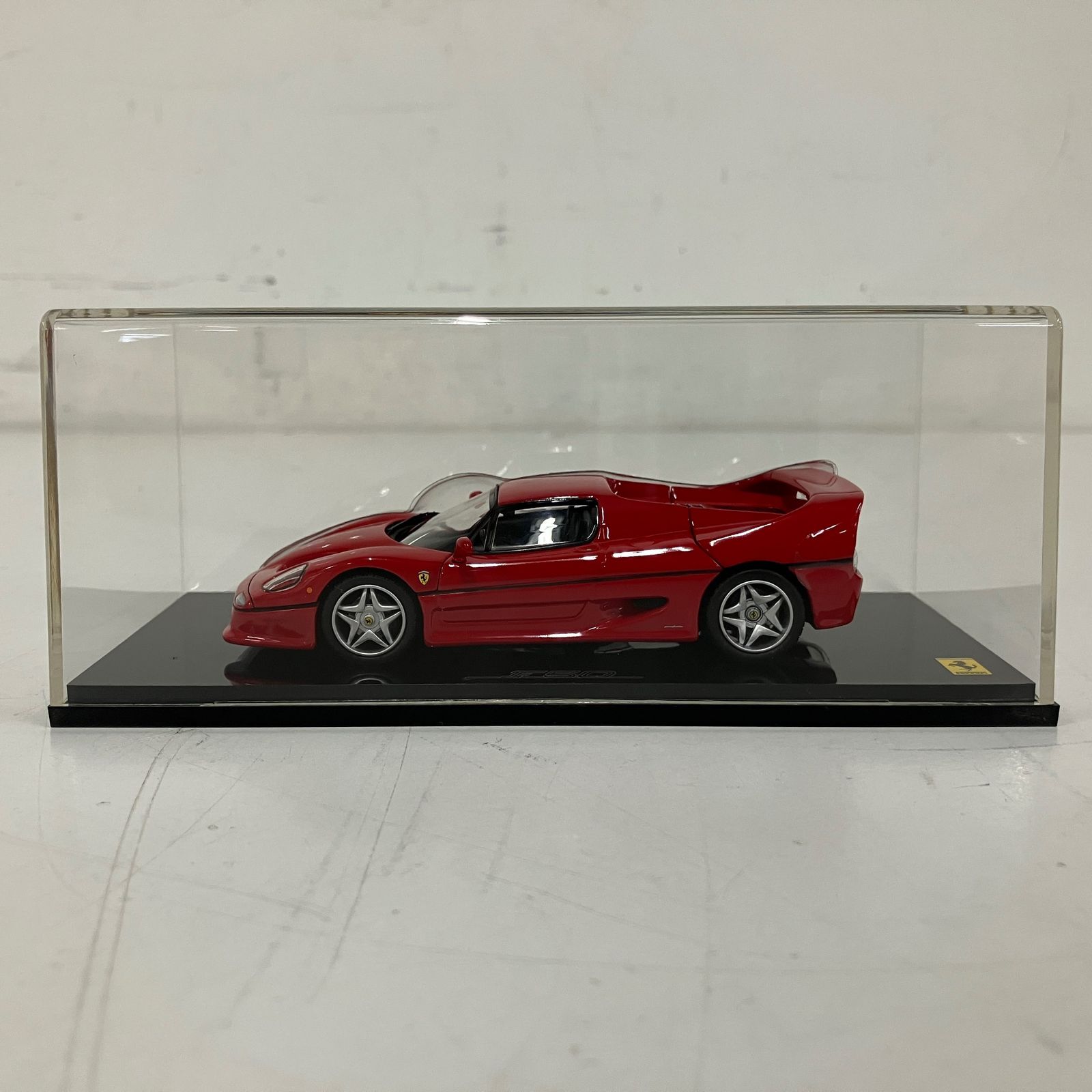 Kyosho Ferrari F50 RED BLACK INTERIOR 1/43 ミニカー 中古 良好