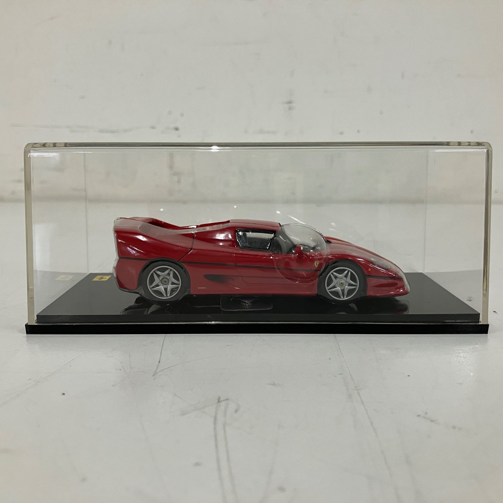 Kyosho Ferrari F50 RED BLACK INTERIOR 1/43 ミニカー 中古 良好