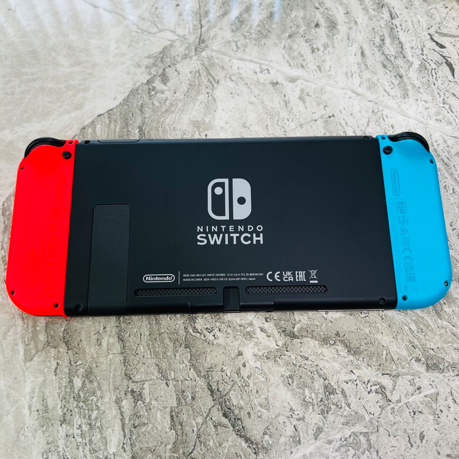 完動品】Nintendo Switch スイッチ 本体 バッテリー強化版 2024年製 箱