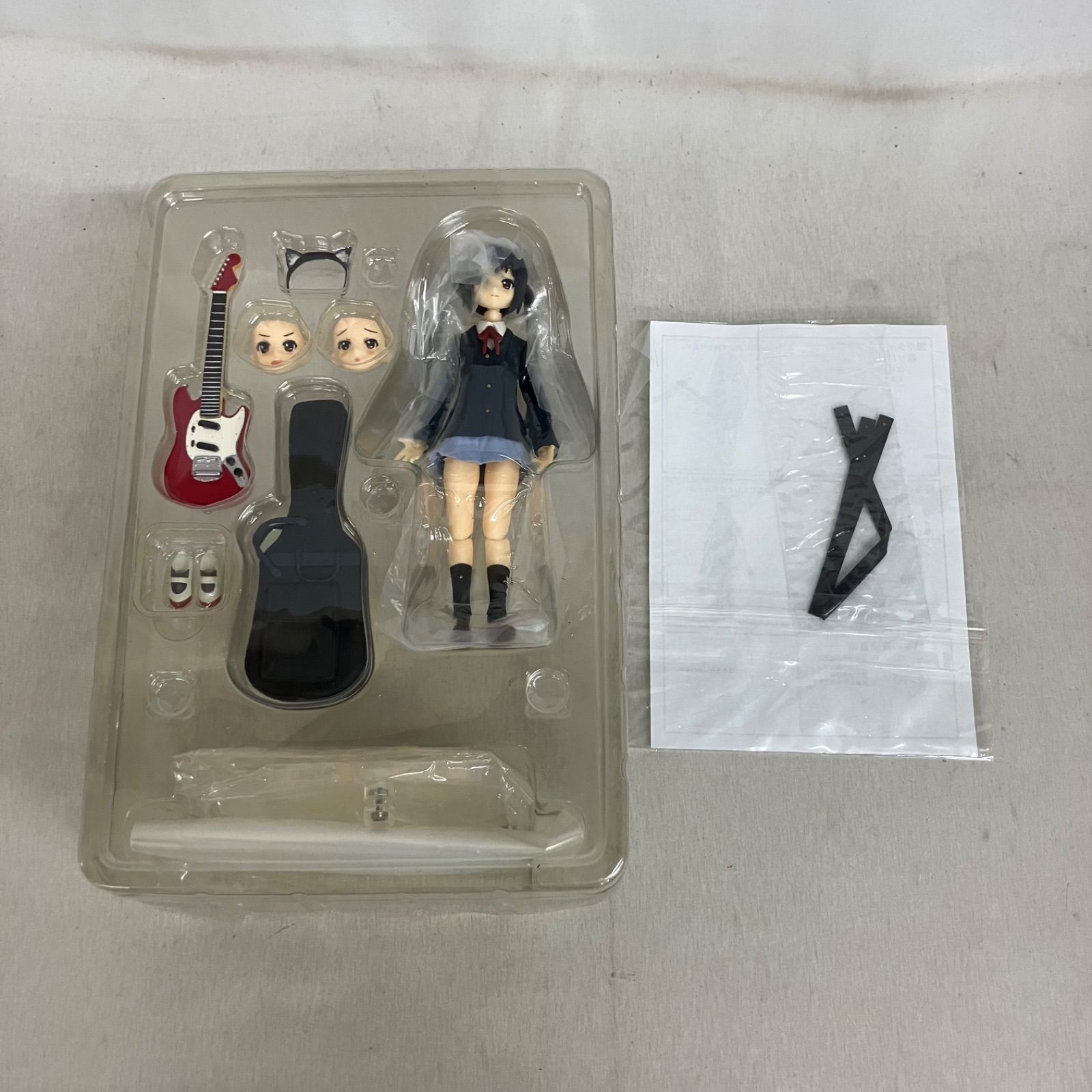 中古 けいおん！ figma 061 中野梓 制服 フィギュア 箱不良 SF7B86