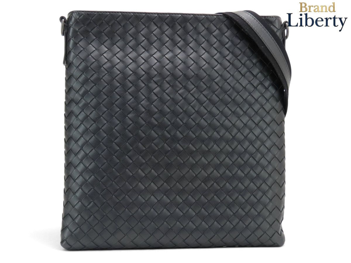 【ほぼ新品】ボッテガ ヴェネタ BOTTEGA VENETA イントレチャート クロスボディバッグ 斜め掛けショルダーバッグ メッセンジャーバッグ ブラック カーフレザー 276357