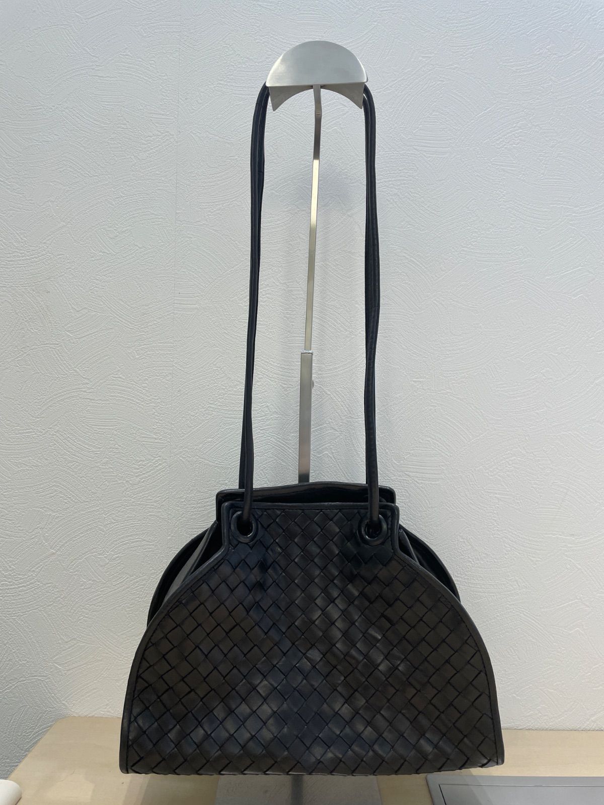 ボッテガヴェネタ (Bottega Veneta) イントレチャート　ショルダーバッグ