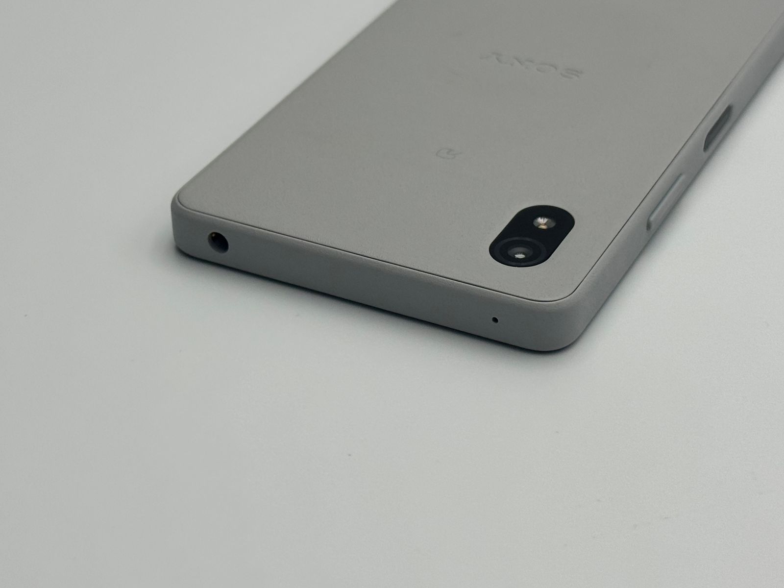 中古C Xperia Ace III SOG08 グレー 64GB SIMフリー - メルカリ