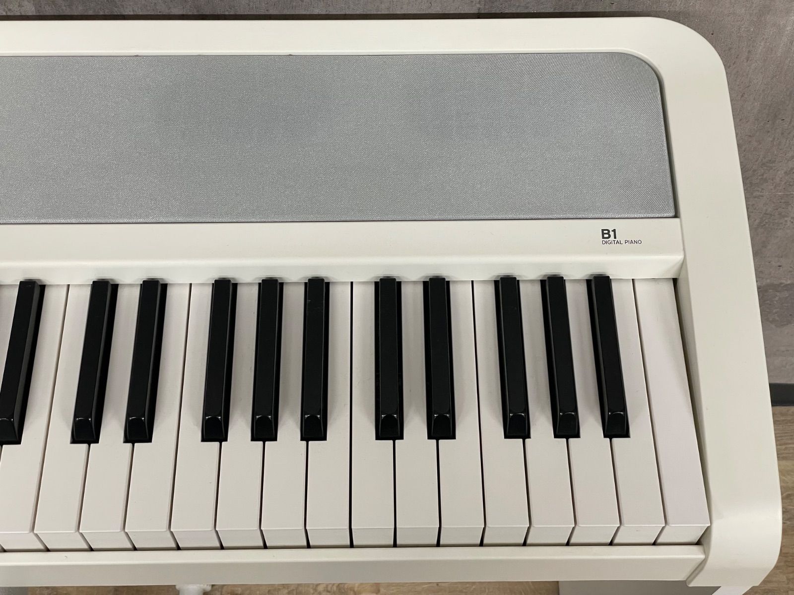 H-07039 KORG コルグ B1 2017年製 電子ピアノ 88鍵 チェア スタンド