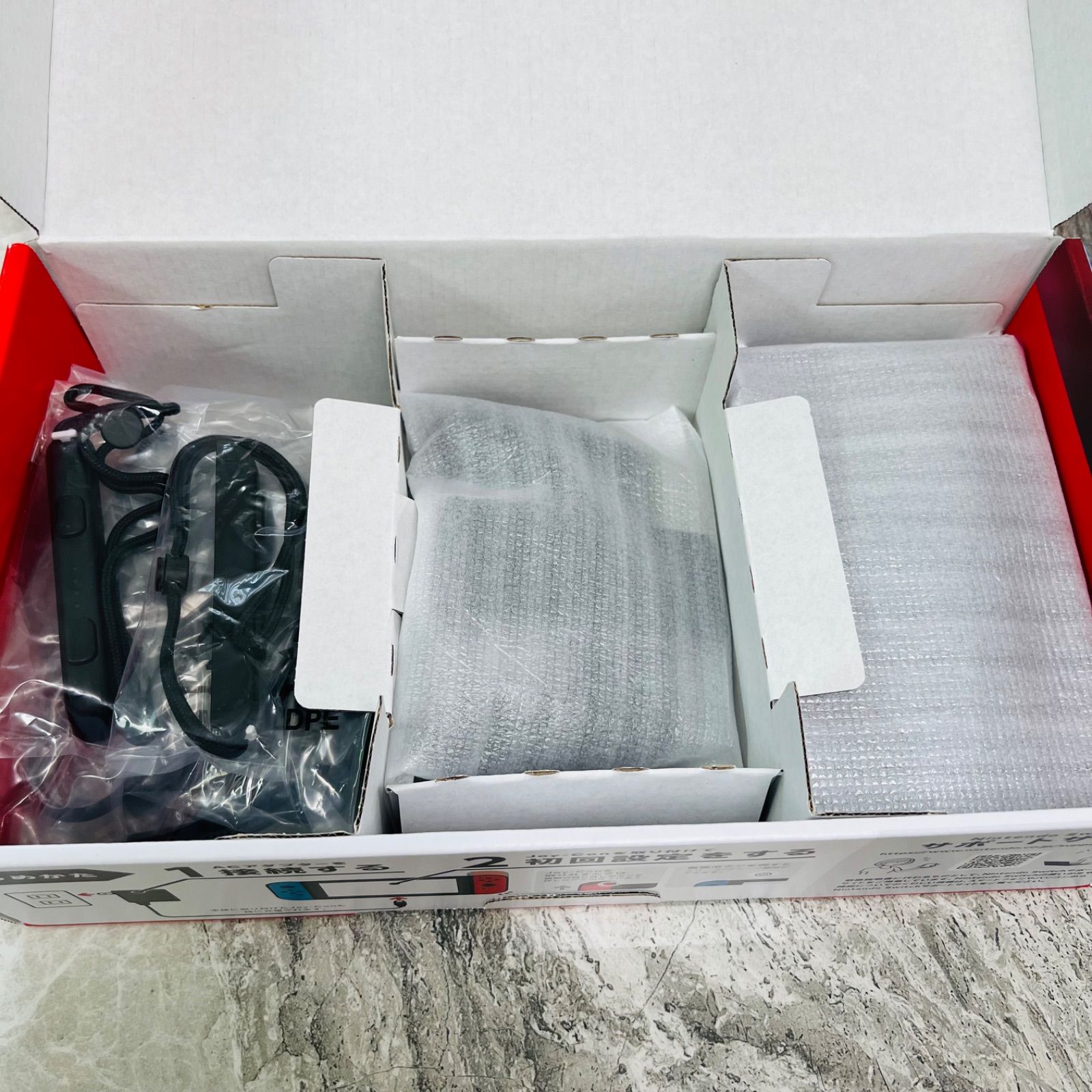 完動品】Nintendo Switch スイッチ 本体 バッテリー強化版 2022年製 箱