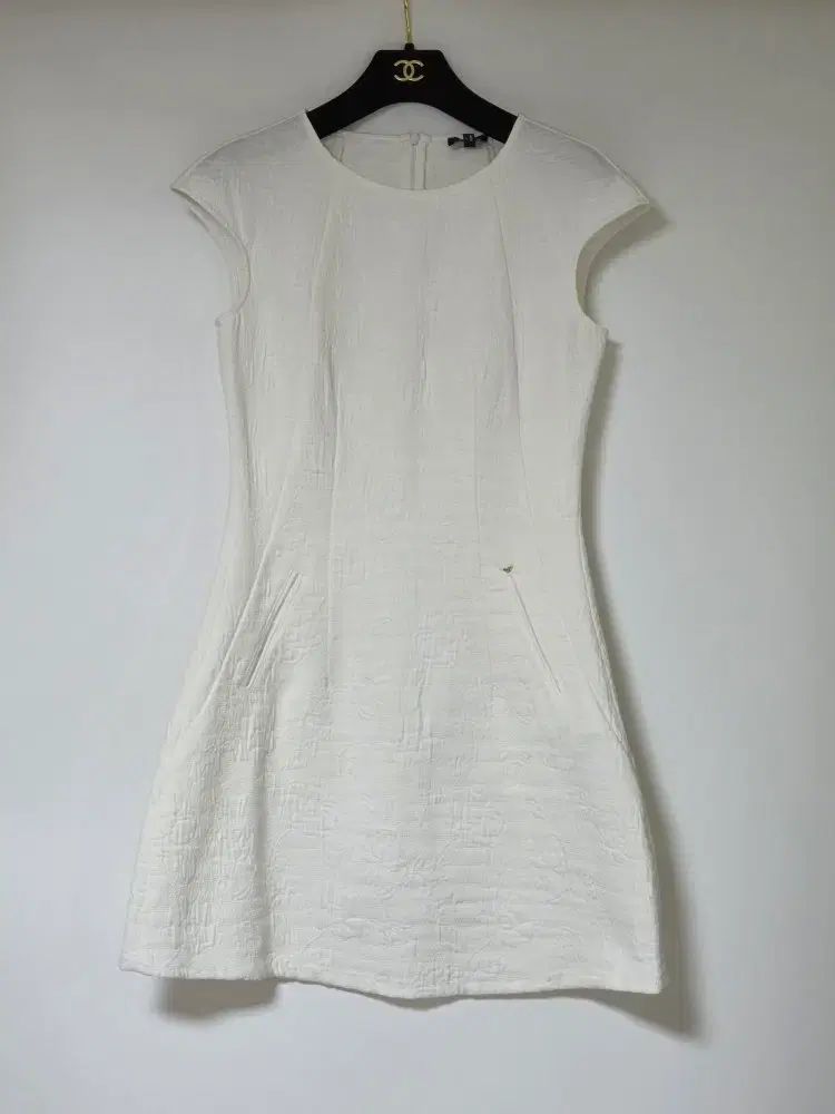 ARMANI JEANS アルマーニジーン 立体 ONE PIECE (40)