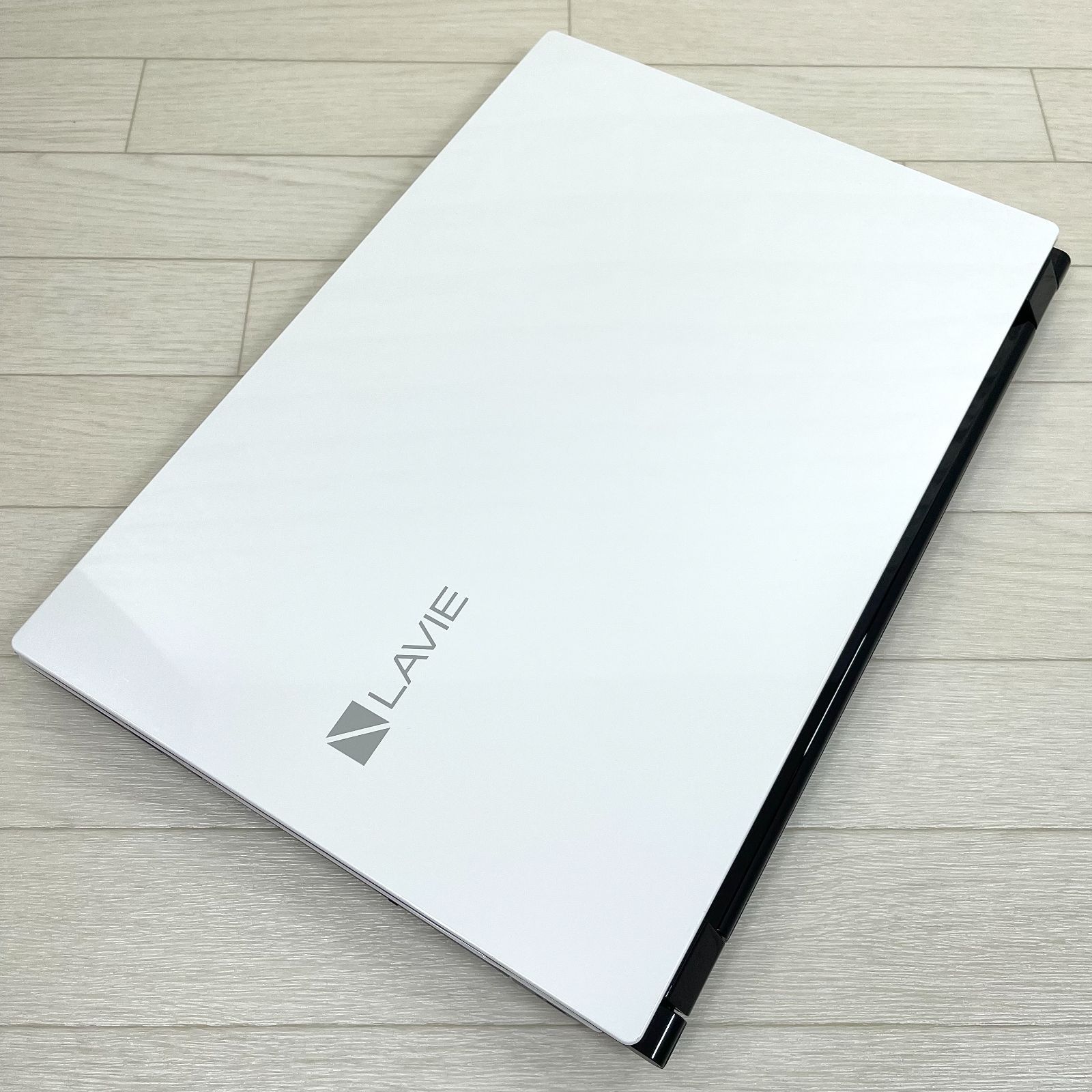 NEC LAVIE i7/16GB/SSD512GB Win11 Office2024 - メルカリ