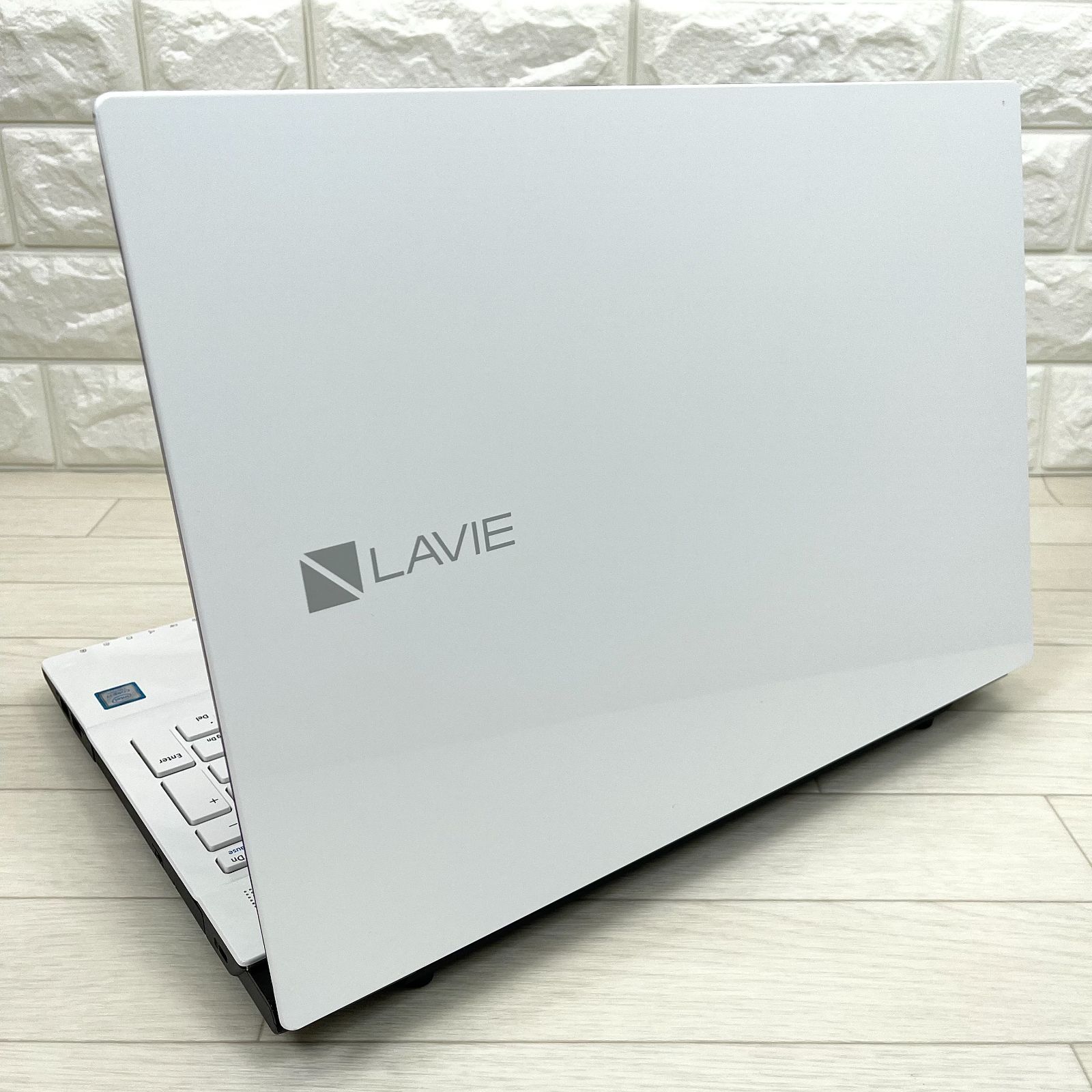 NEC LAVIE i7/16GB/SSD512GB Win11 Office2024 - メルカリ