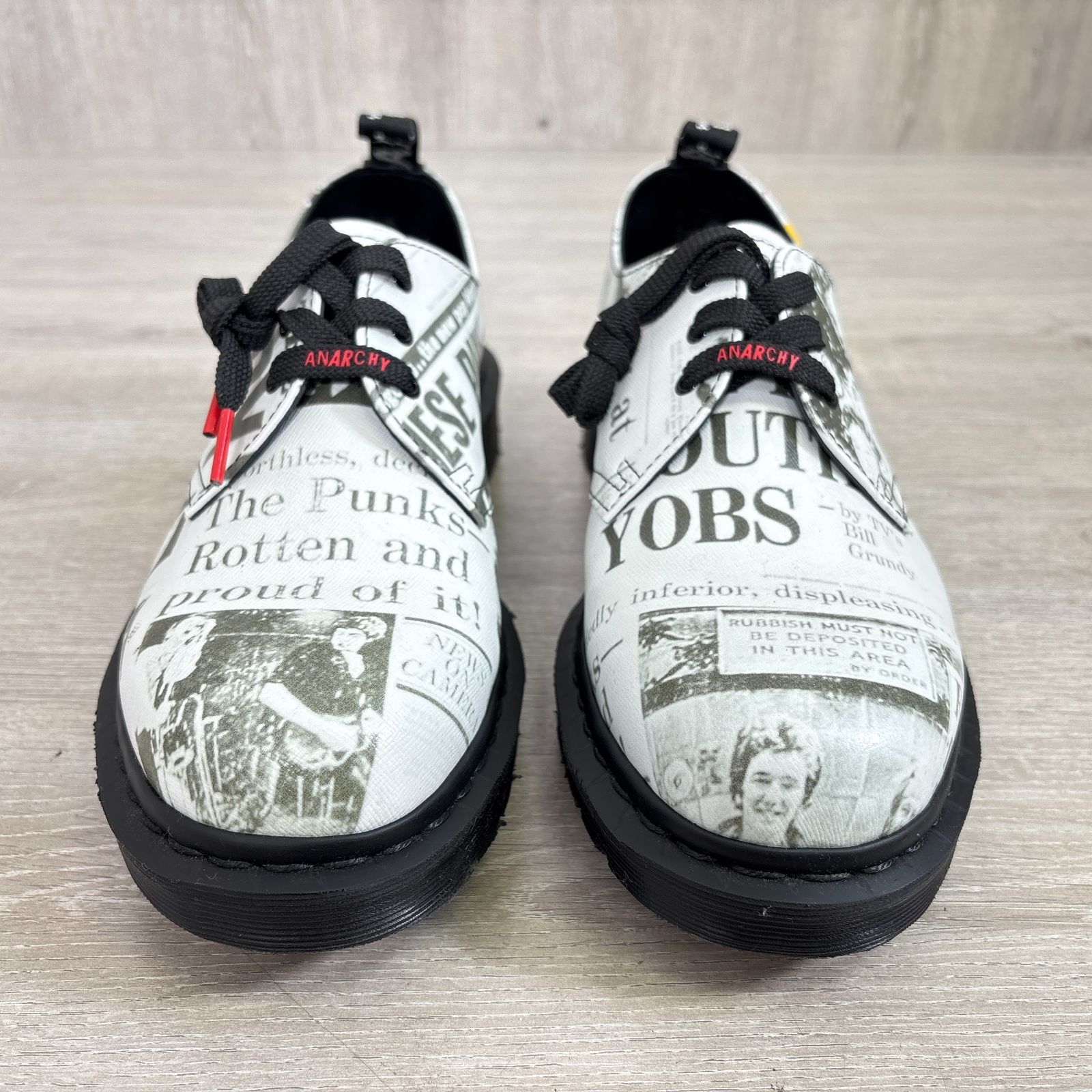 【Dr.Martens×Sex Pistols コラボ 3ホール】 Dr.Martens × SEX PISTOLS 1461 3ホールシューズ UK9 EU43 28cm 新聞柄