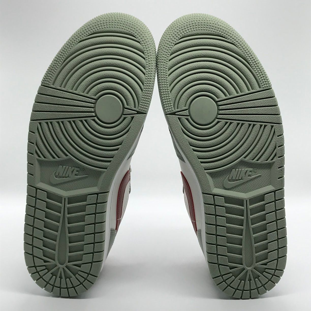 倉吉店】NIKE | ナイキ スニーカー AIR JORDAN 1 LOW 553558-133