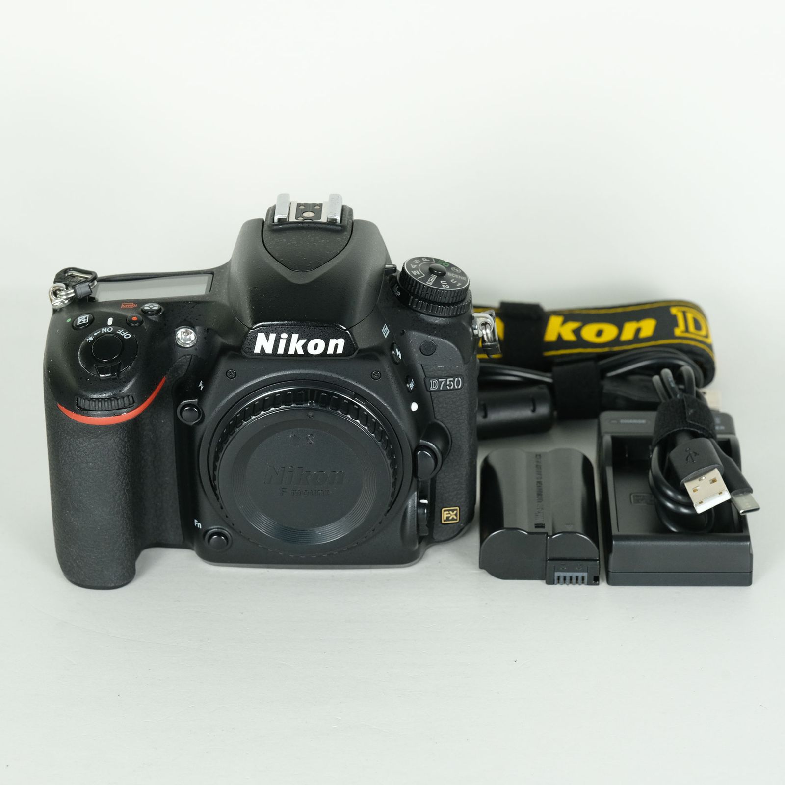[良品 | シャッター数62,257回] Nikon D750 [ボディ] | Nikon Fマウント