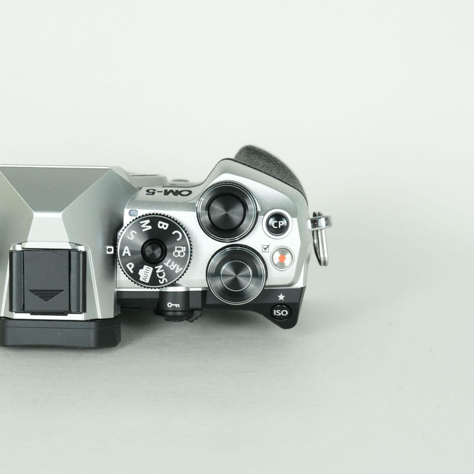 美品 | シャッター数] OM SYSTEM OM-5 Mark II ボディ シルバー