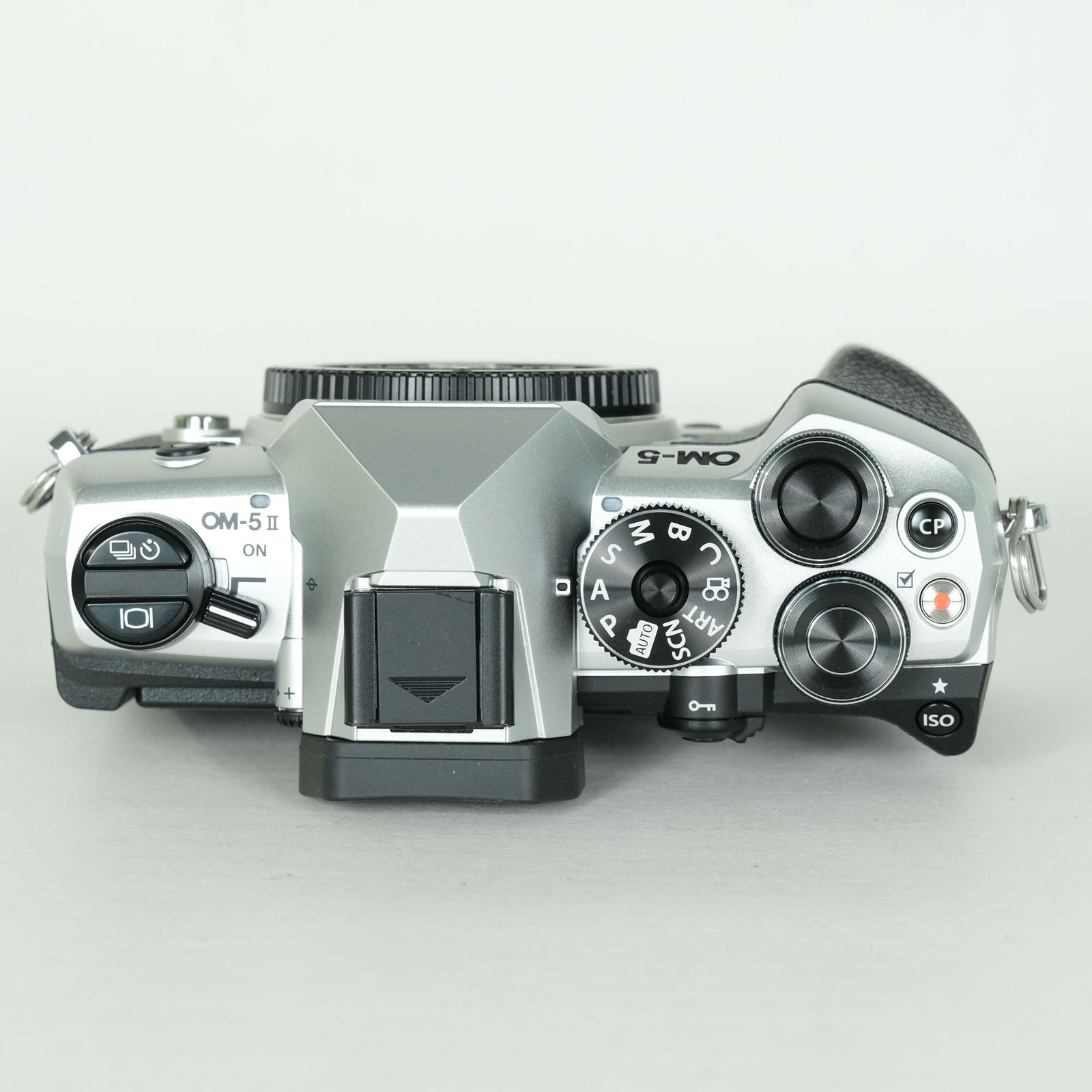 美品 | シャッター数] OM SYSTEM OM-5 Mark II ボディ シルバー