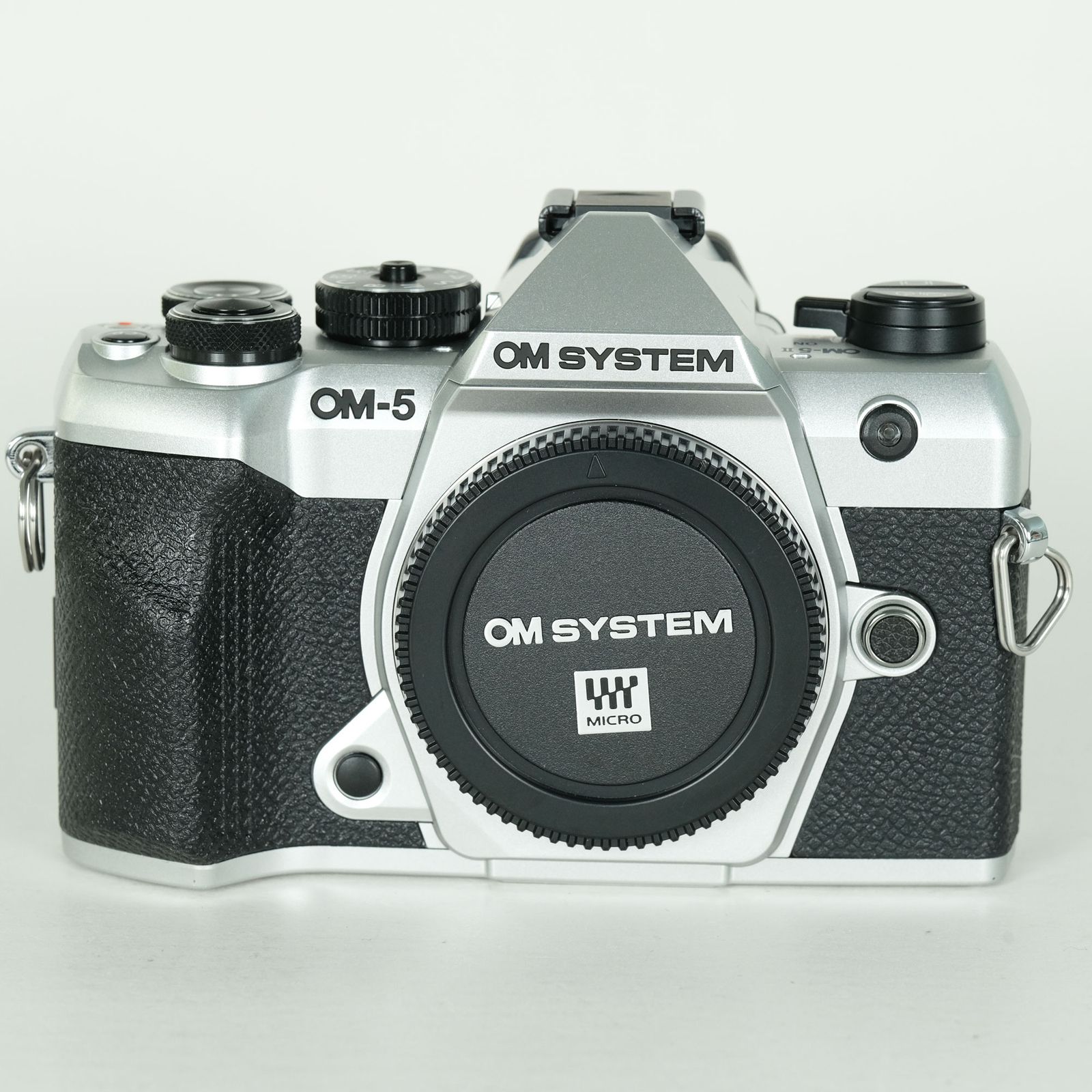 山*人様 最終価格　OM SYSTEM OM-5 美品　シャッター回数2300回 美品 | シャッター数] OM SYSTEM OM-5 Mark II ボディ シルバー