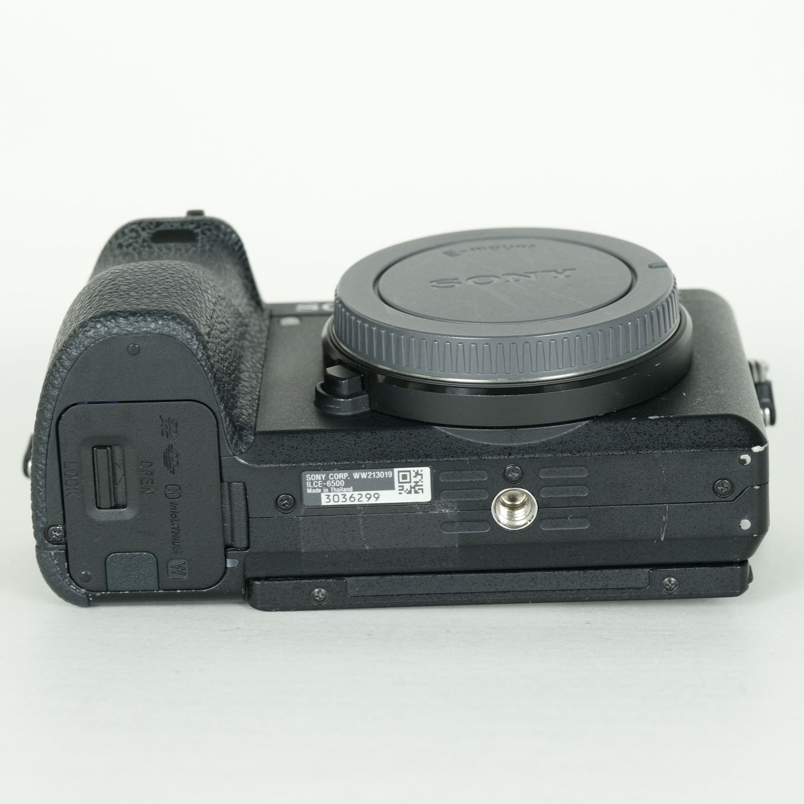 並品 | シャッター数53,196回｜バッテリー2個付] SONY α6500（ILCE