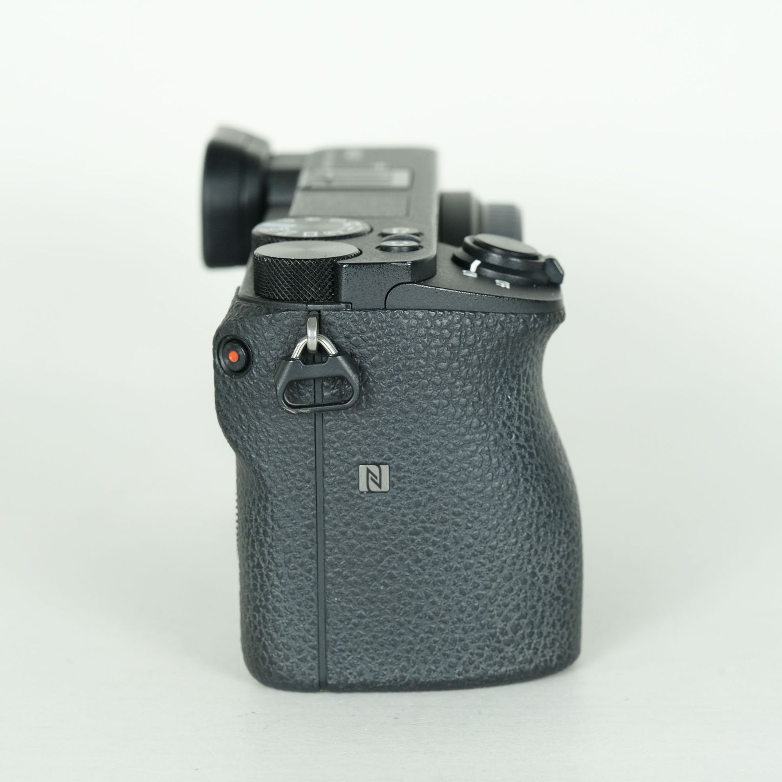 並品 | シャッター数53,196回｜バッテリー2個付] SONY α6500（ILCE