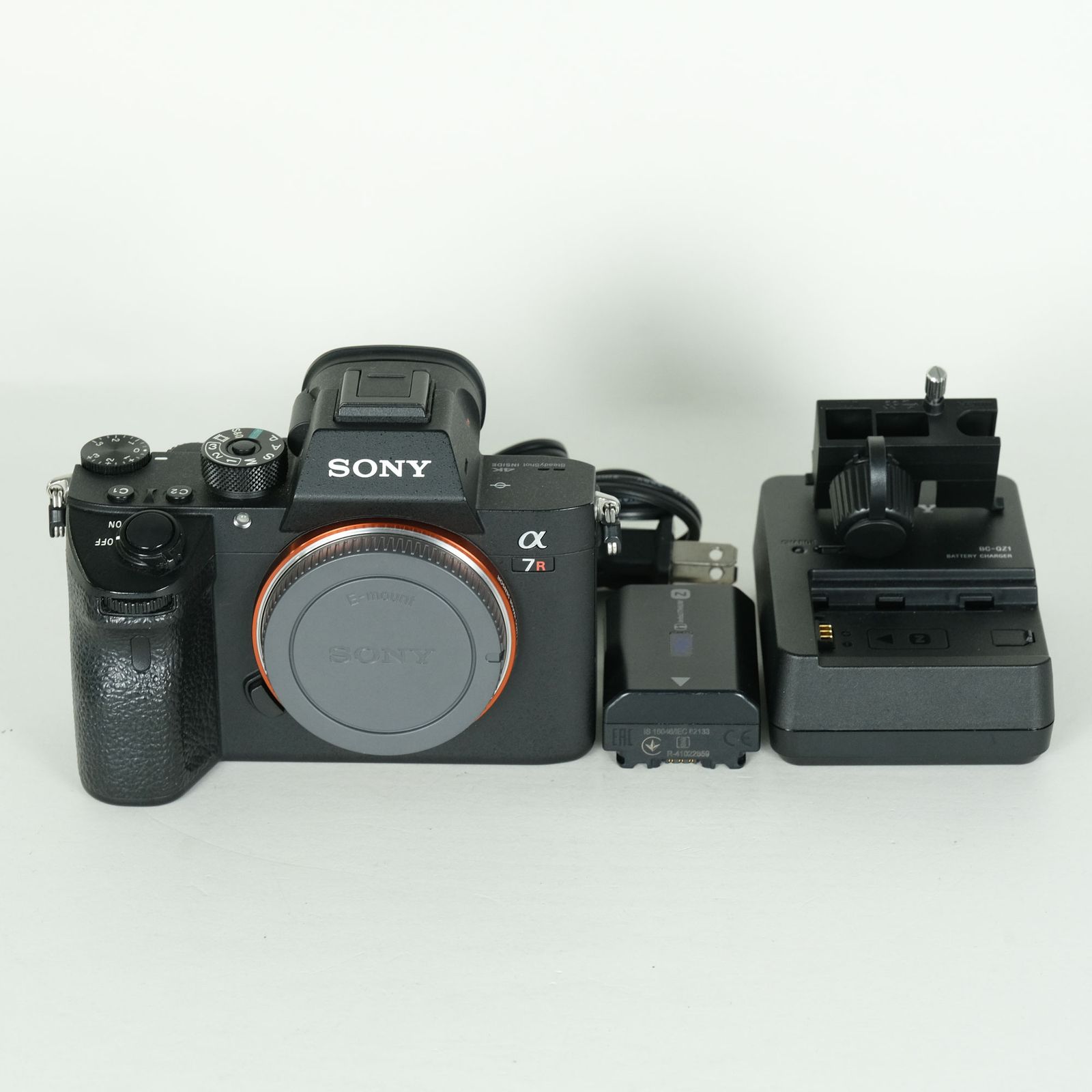 良品 | シャッター数16,289回] SONY α7R III（ILCE-7RM3） | SONY E
