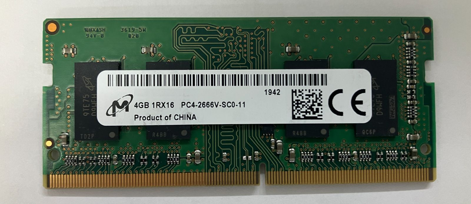 Micron 4GB DDR4-2666 ノートPCメモリ 動作確認済 - メルカリ