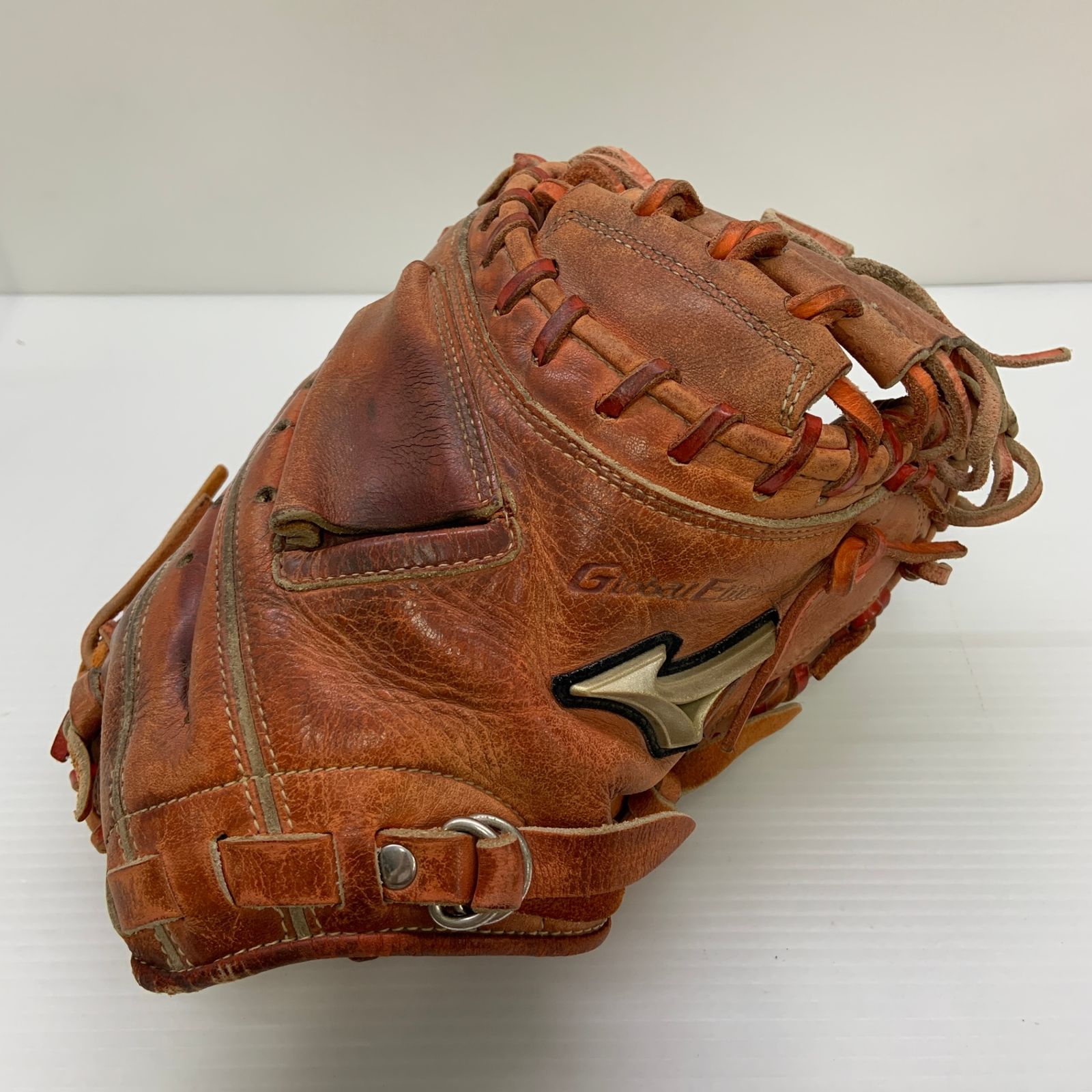 ミズノ MIZUNO 1AJCY18300 少年軟式 子ども キャッチャーミット 捕手 グローブ グラブ 右投げ  中古品  野球 9252 ミズノ MIZUNO 1AJCY18300 少年軟式 子ども キャッチャーミット 捕手