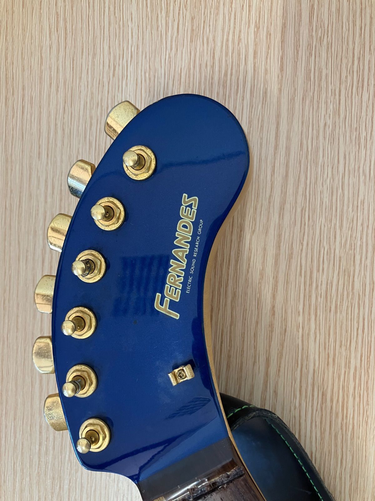 ジャンク】FERNANDES ZO-3 アンプ内蔵エレキギター（弦なし・要