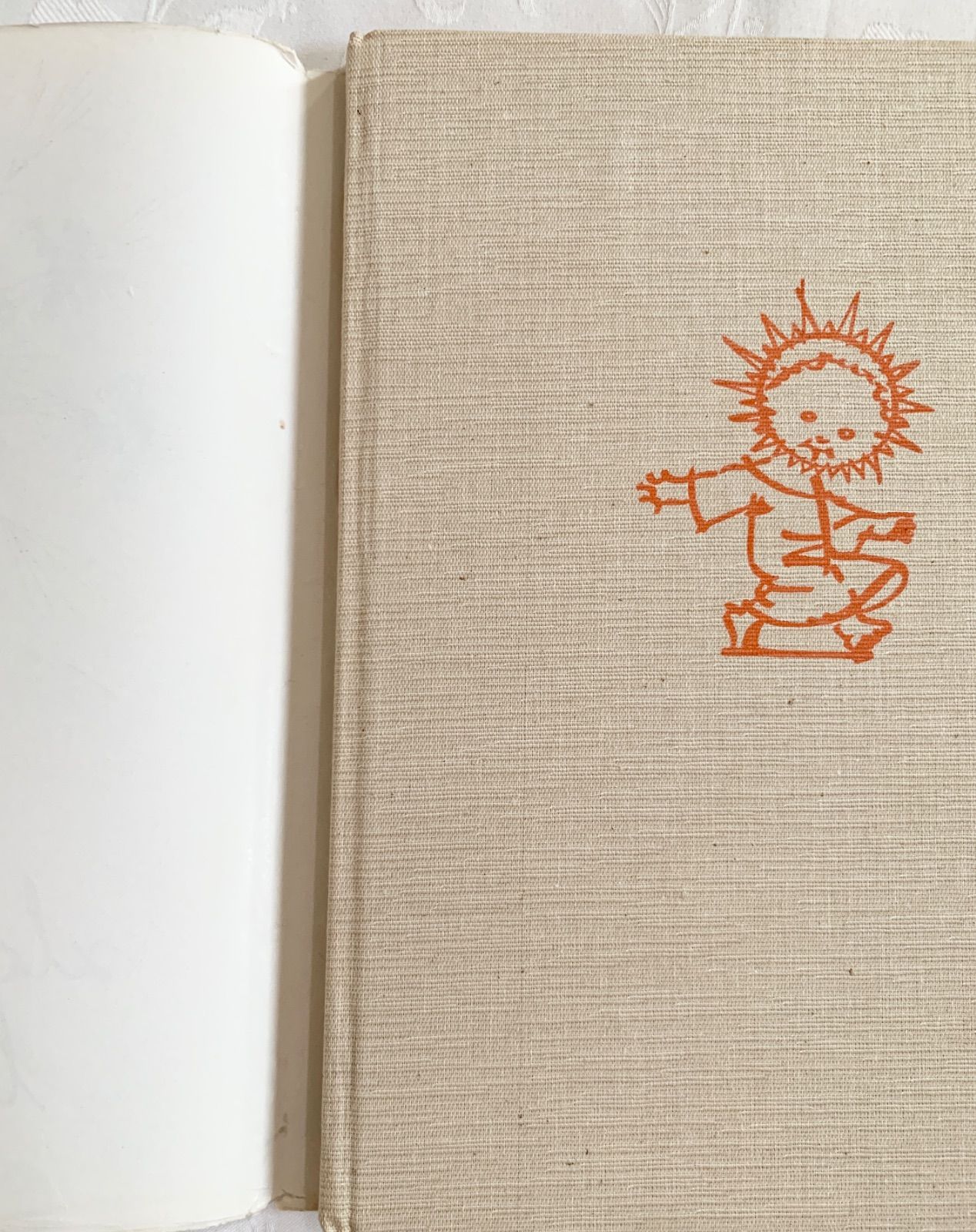 1982年 チェコ画家アドルフ・ザーブランスキーのビンテージ絵本 slunce