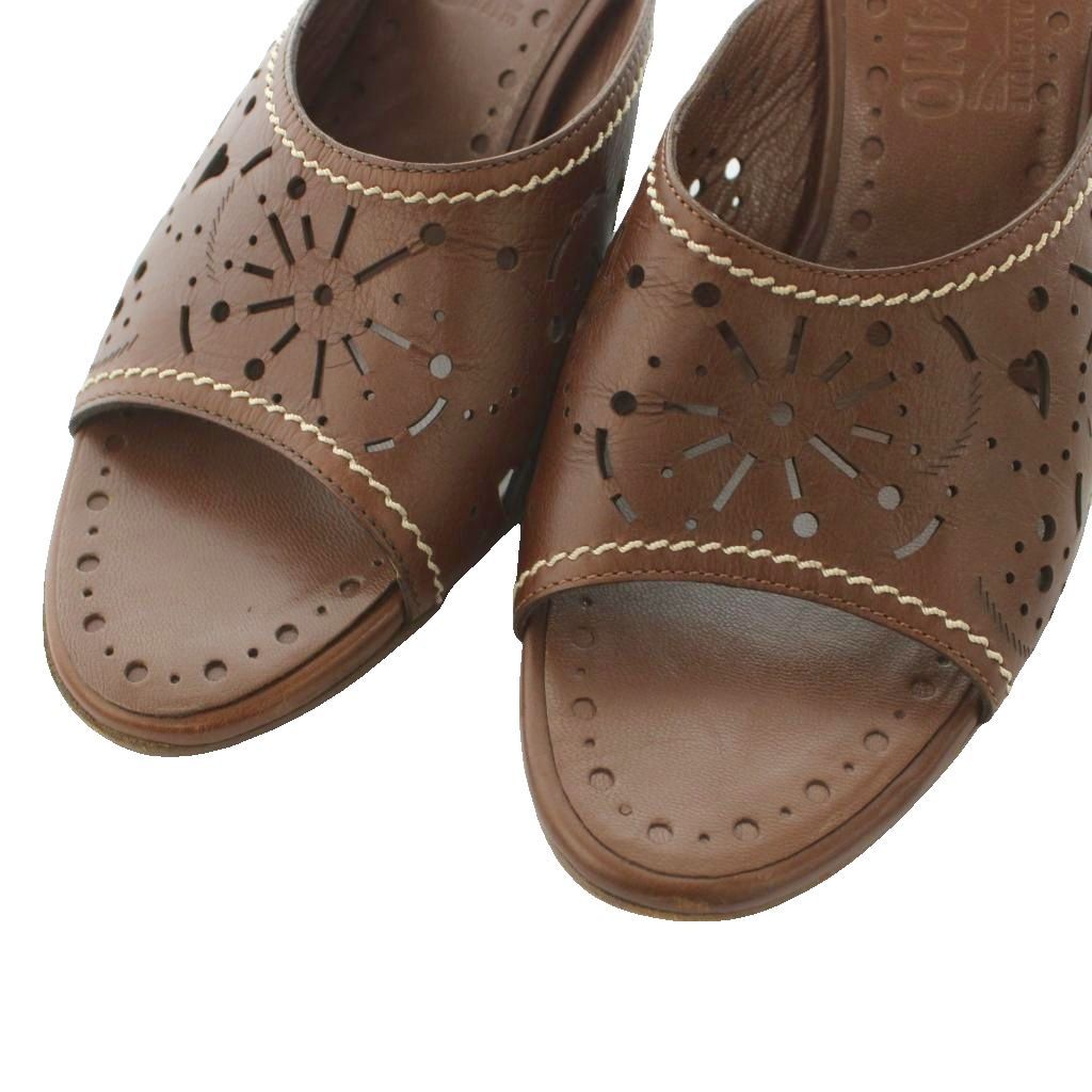サルヴァトーレフェラガモ Salvatore Ferragamo カットワークサンダル