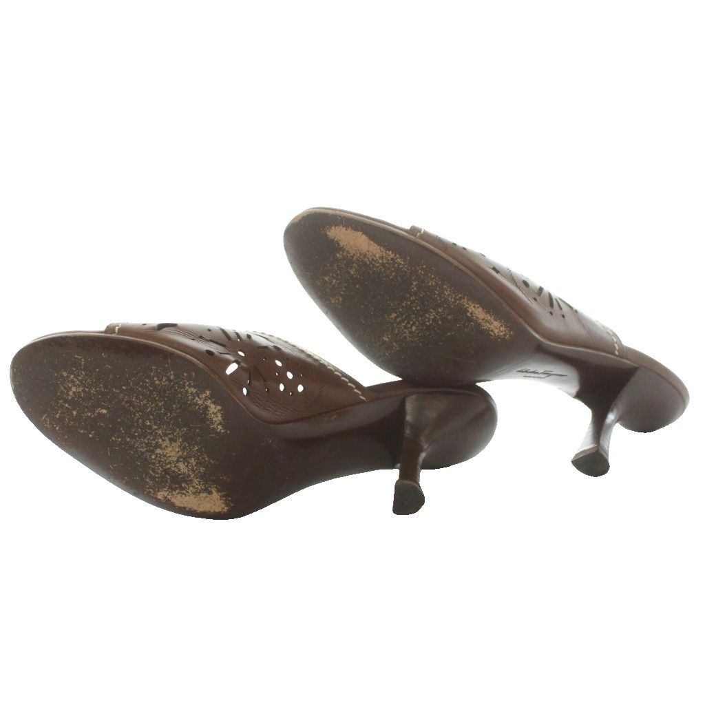 FERRAGAMO フェラガモ　ヒールサンダル ミュール サルヴァトーレフェラガモ Salvatore Ferragamo カットワークサンダル
