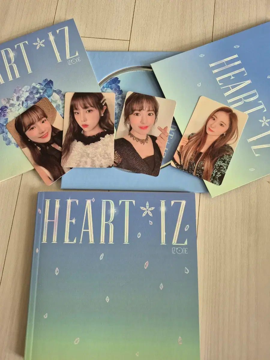 IZ*ONE(アイズワン) アルバム セット COLOR ※ IZ HEART BLOOM - メルカリ