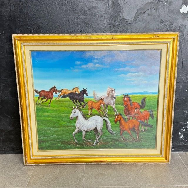 走る馬の油彩画（クラシックフレーム）F3号 新品未使用 油彩絵 馬九行く 疾走する九頭馬 インテリア 詳細不明 サイン入り tom