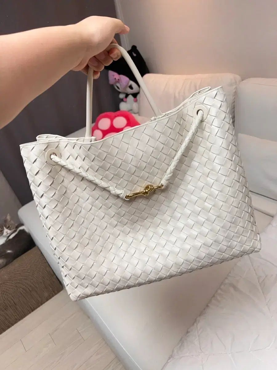 BOTTEGA VENETA ボッテガ・ヴェネタ / アンディアーモ トートバッグ クリーム / large₍ラージ)