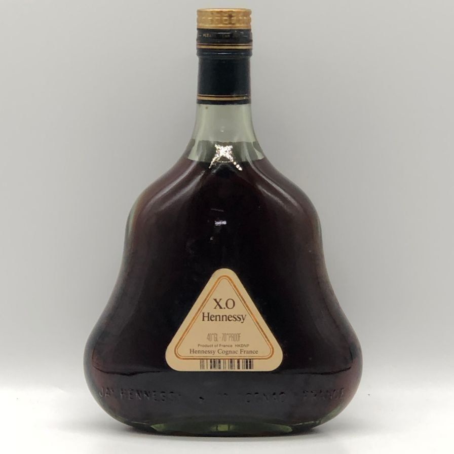 Hennessy XO（ヘネシー） 箱入り　金キャップ　700ml 　未開栓 ヘネシー XO 金キャップ 700ml 40% 未開栓 - メルカリ