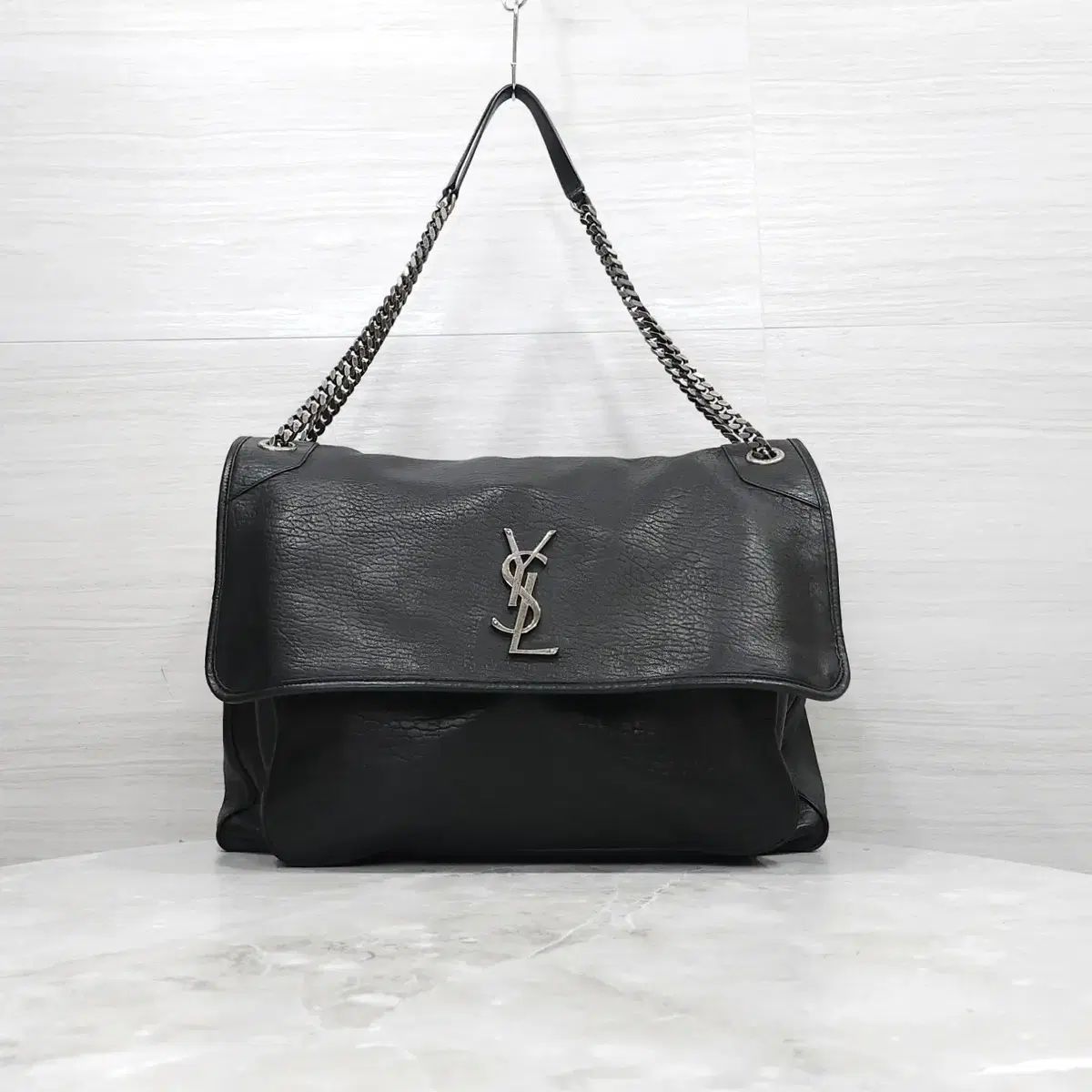 Saint Laurent サンローラン ニキ オーバーサイズ ラムスキン ブラック チェーン ショルダーバッグ 755857