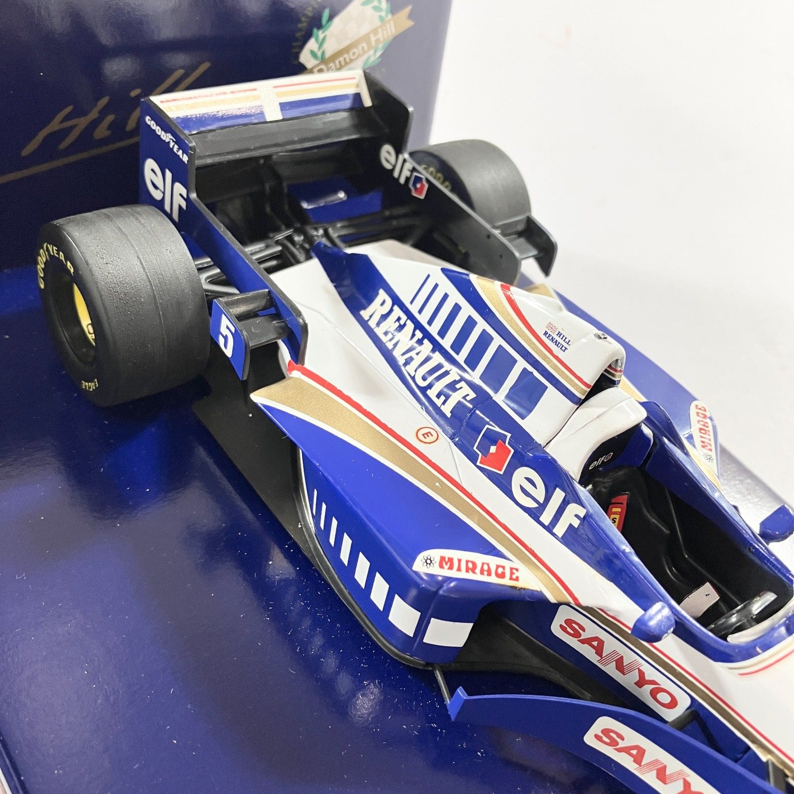 ☆ オニキス 1/18 ウィリアムズ ルノー FW18 デーモンヒル 1996