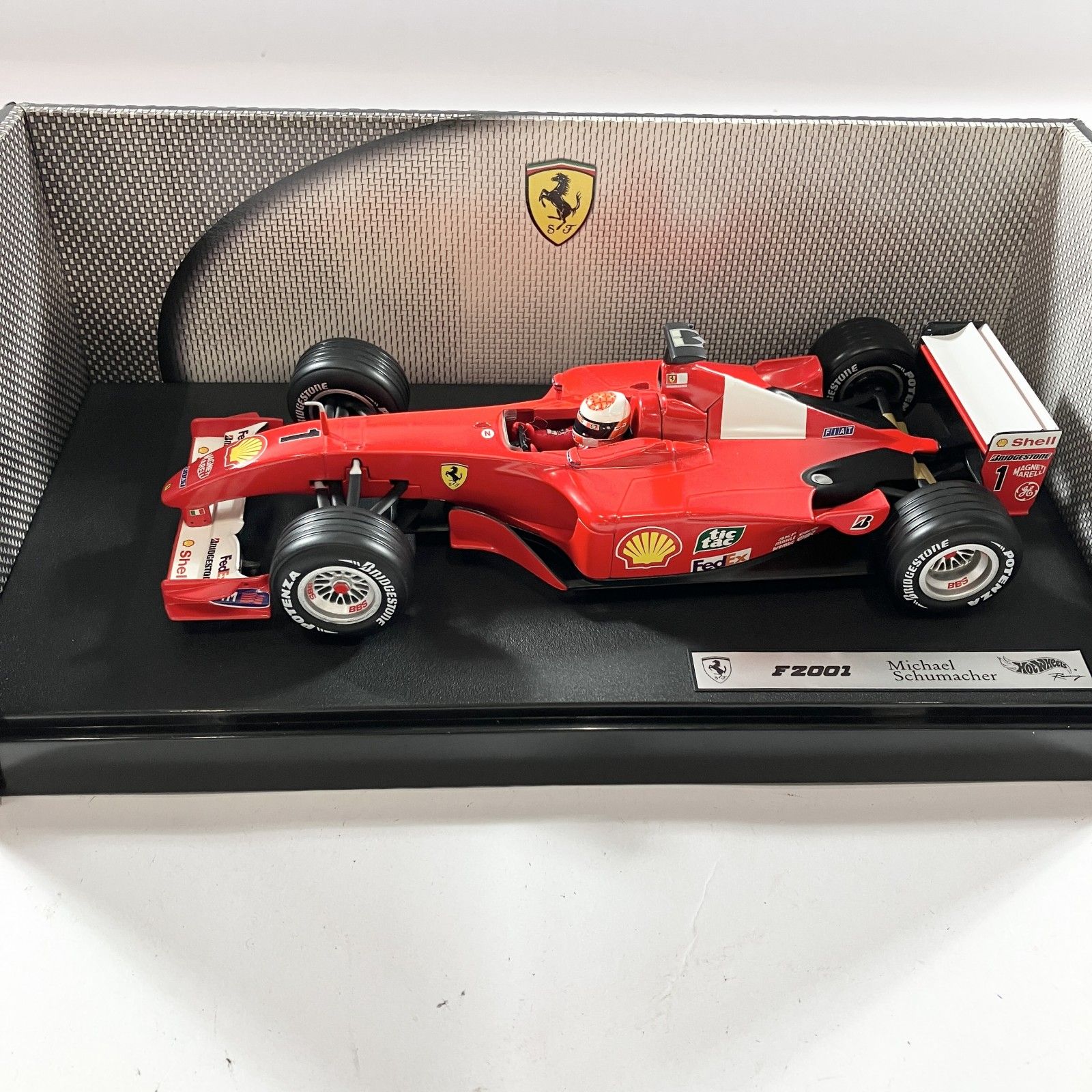 ☆ ホットウィール 1/18 フェラーリ F2001 ミハエルシューマッハ 2001