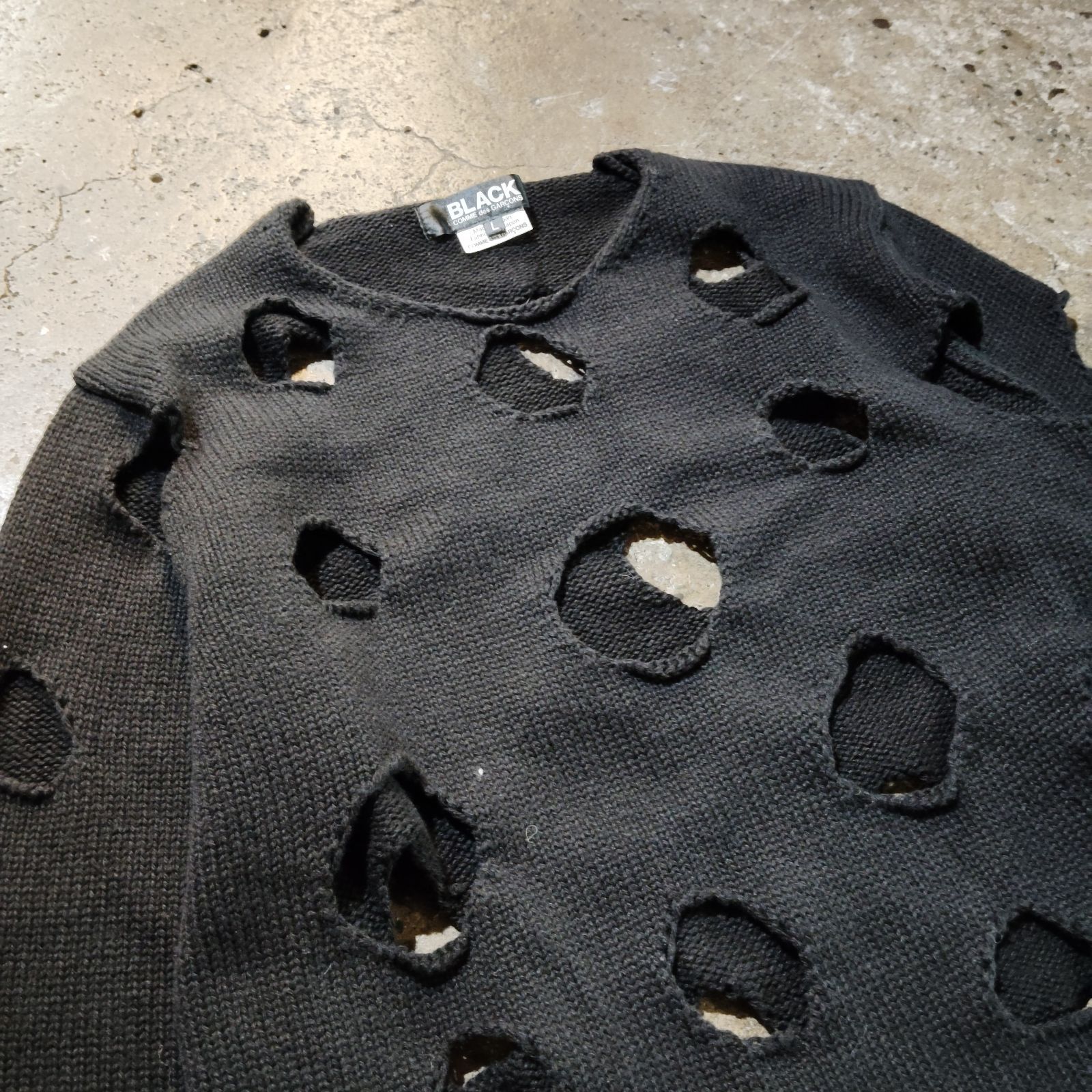 BLACK COMME des GARCONS 19ss 穴あきニット ブラックコムデギャルソン