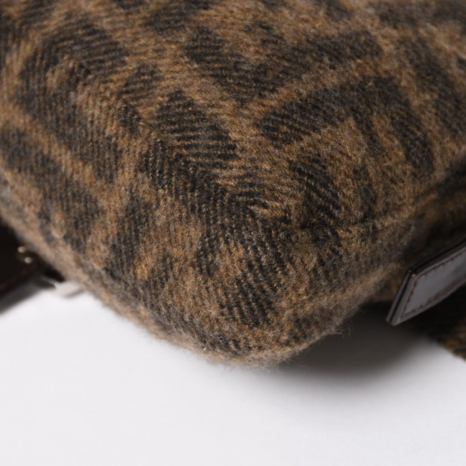極美品 FENDI フェンディ マンマバケット ワンショルダーバッグ 26424