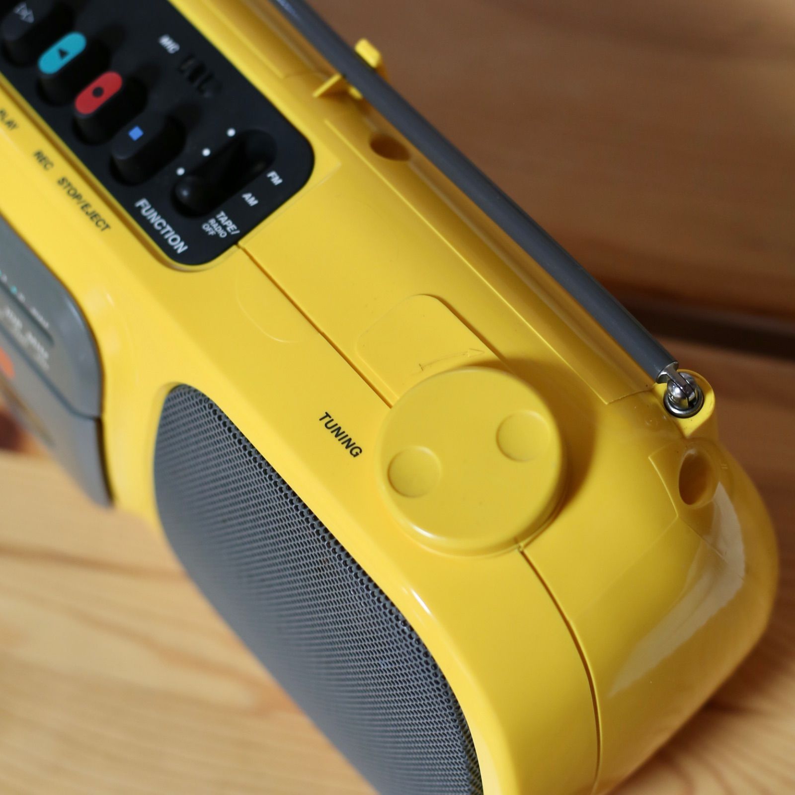 SONY SPORTS CFM-104 モノラルラジカセ 整備済 動作品 - メルカリ
