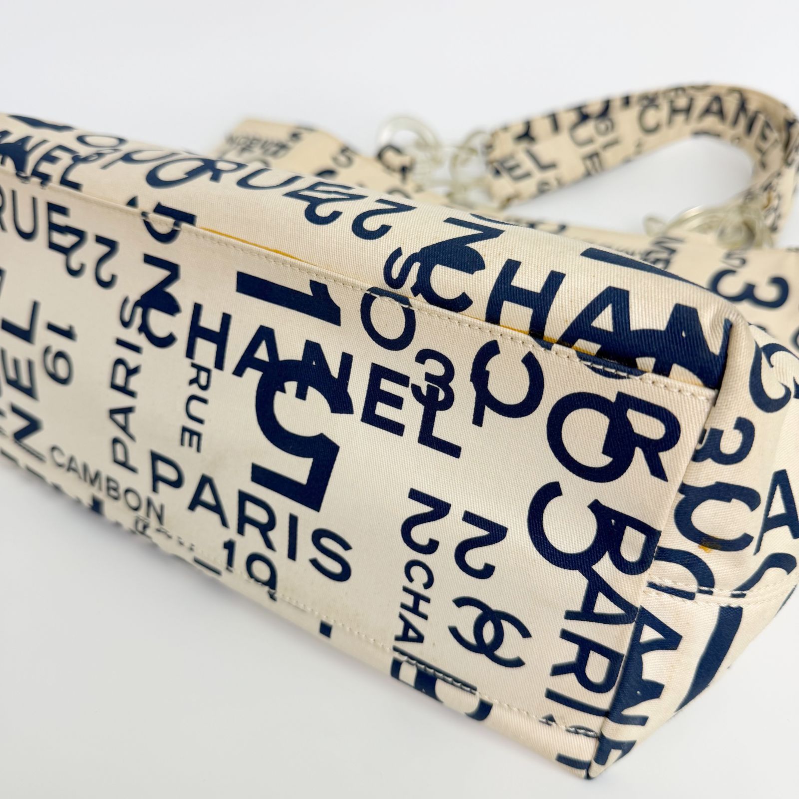 中古】CHANEL シャネル ロゴマニア タイポグラフィ トートバッグ